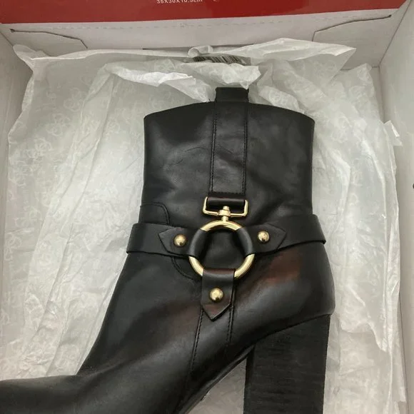 Guess Black Heeled boots - size 8